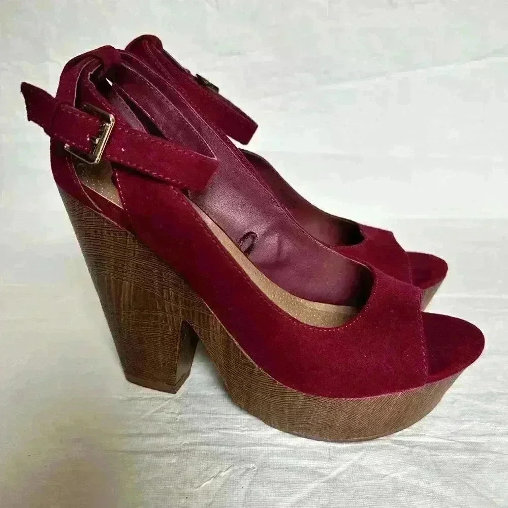 G by Guess Sandals Womens 8.5 Strappy Platform Chunky Heel Dark Burgundy - Picture 3 of 9